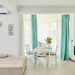 Apartamento Smarald Alezzi N Pools