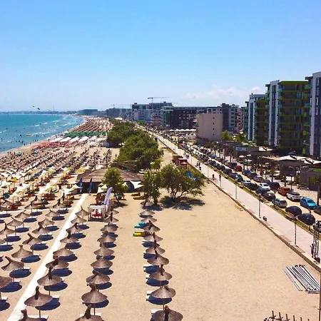 Smarald Alezzi N Pools Apartament