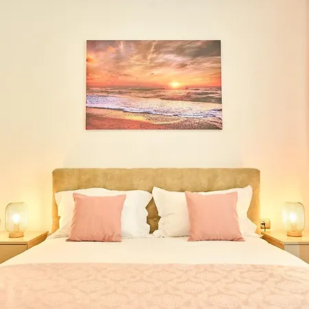 Apartament Smarald Alezzi N Pools